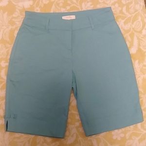 Corral Bay golf shorts